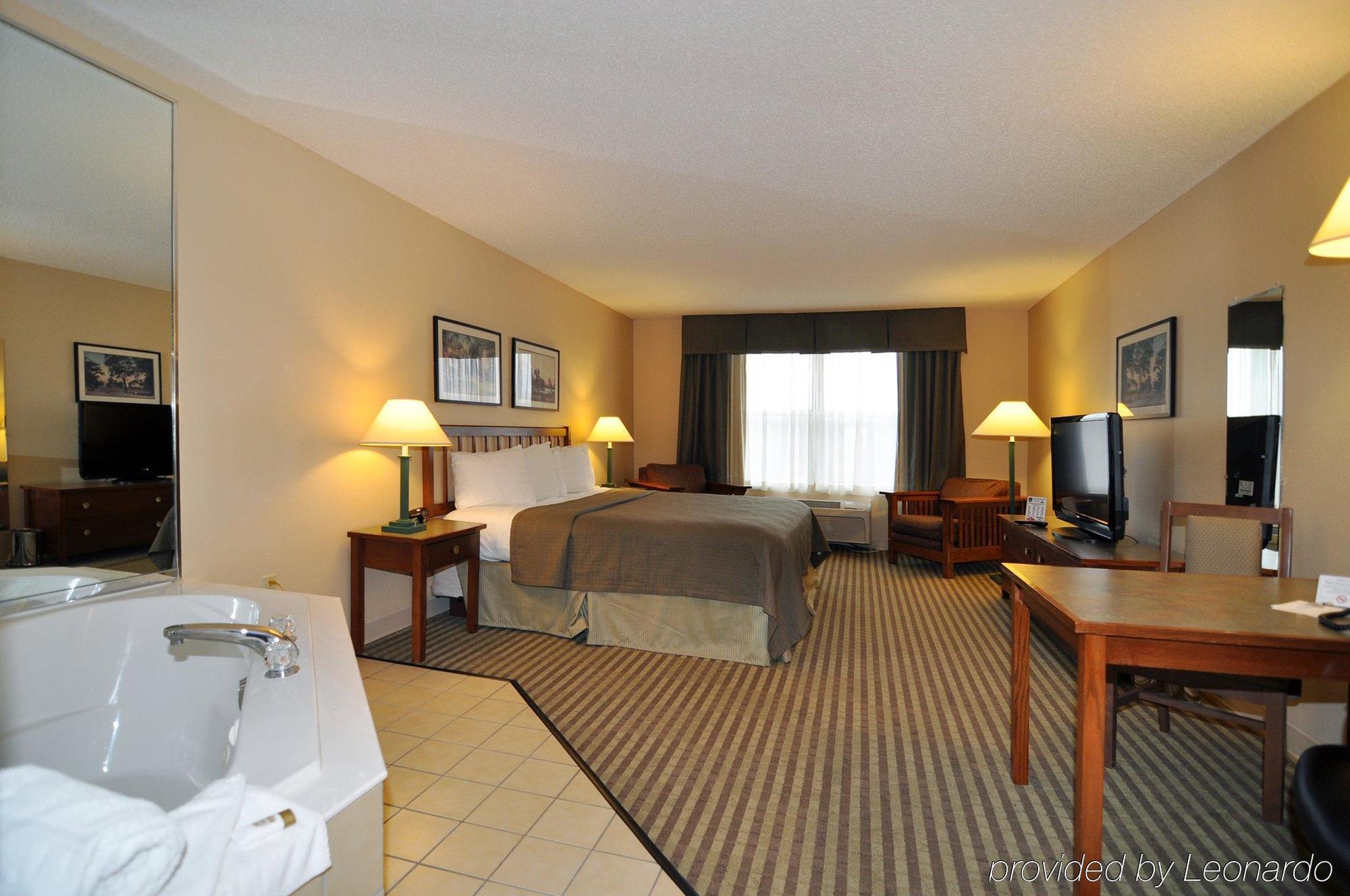 Norwood Inn And Suites Chaska Pokoj fotografie