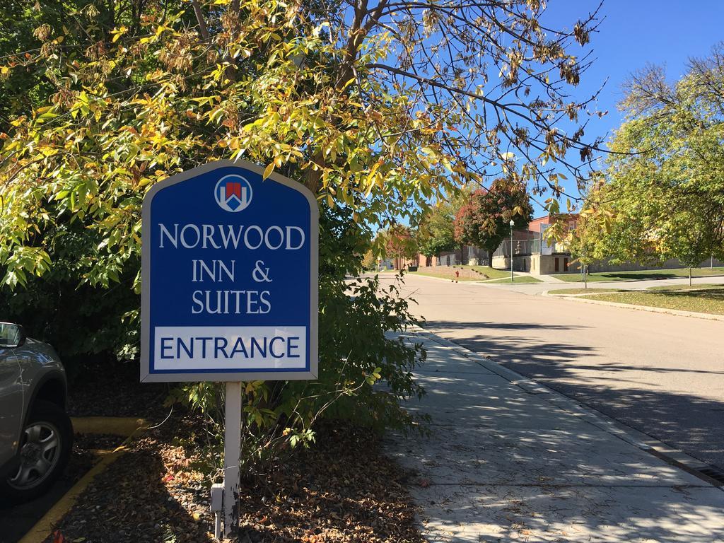 Norwood Inn And Suites Chaska Exteriér fotografie