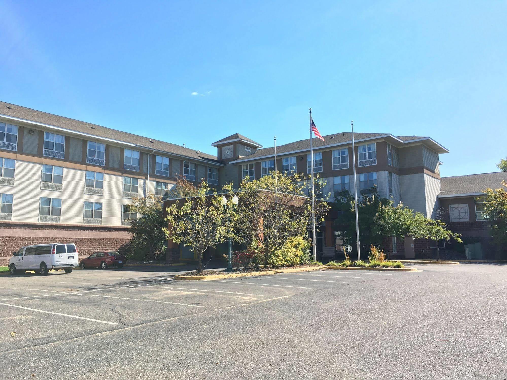 Norwood Inn And Suites Chaska Exteriér fotografie